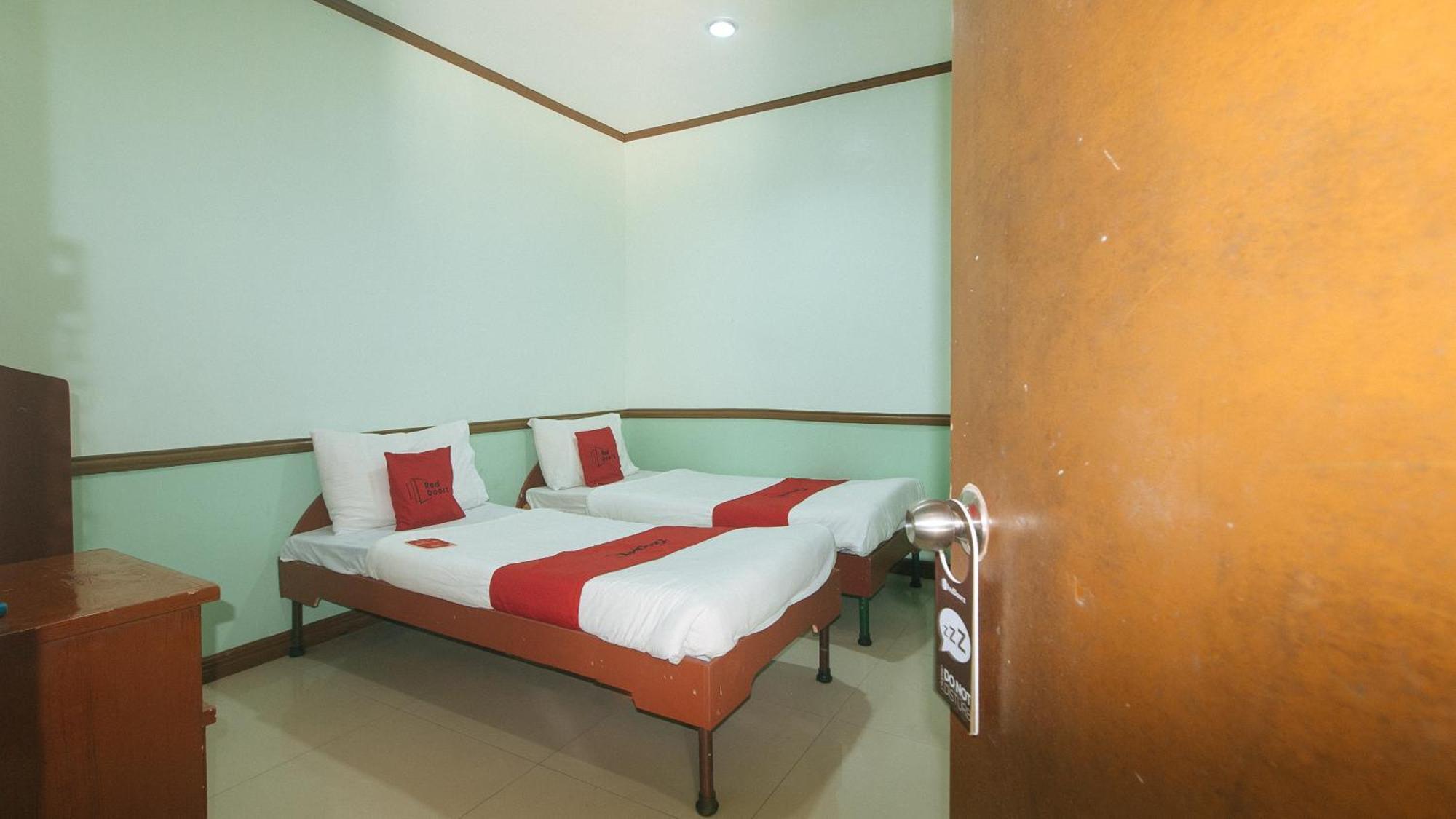 Reddoorz At Maanyag Pension House Mandaue Cebu Eksteriør bilde