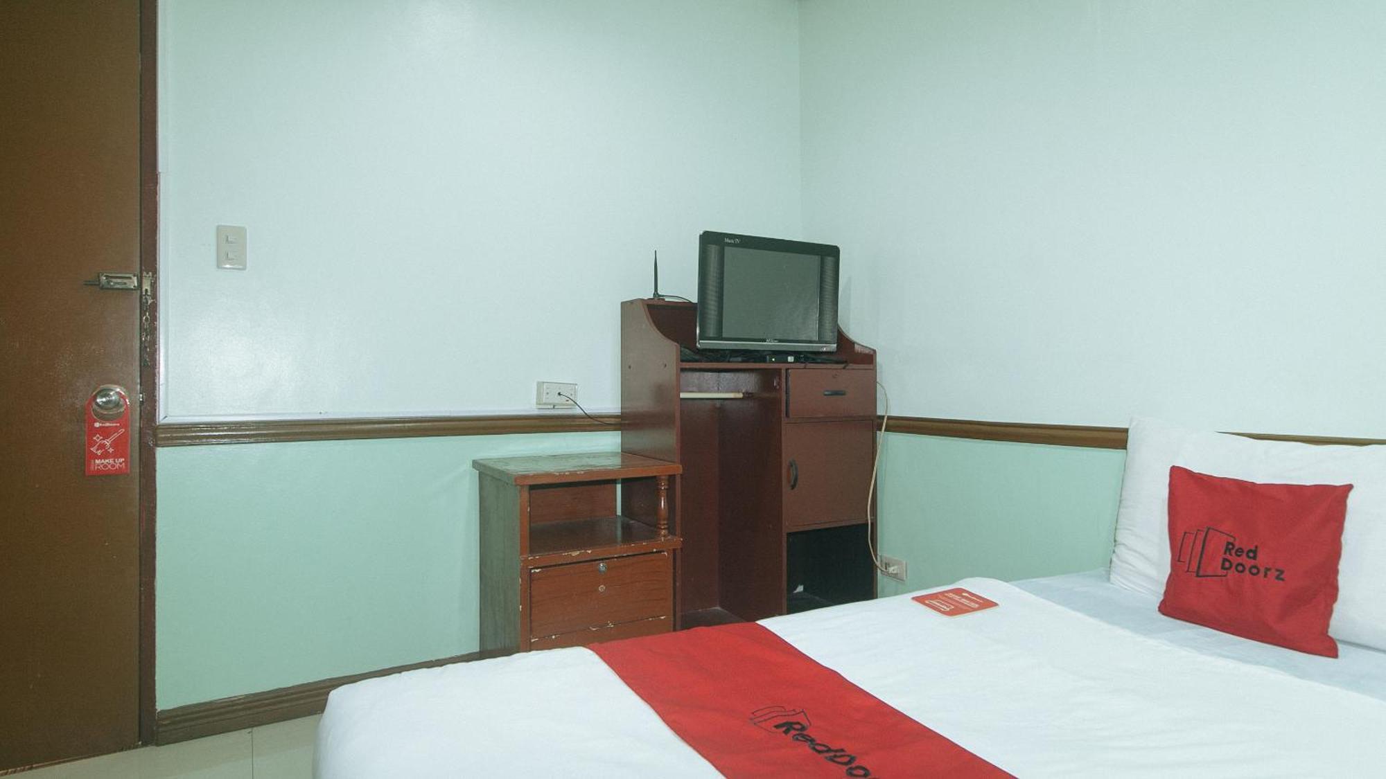 Reddoorz At Maanyag Pension House Mandaue Cebu Eksteriør bilde