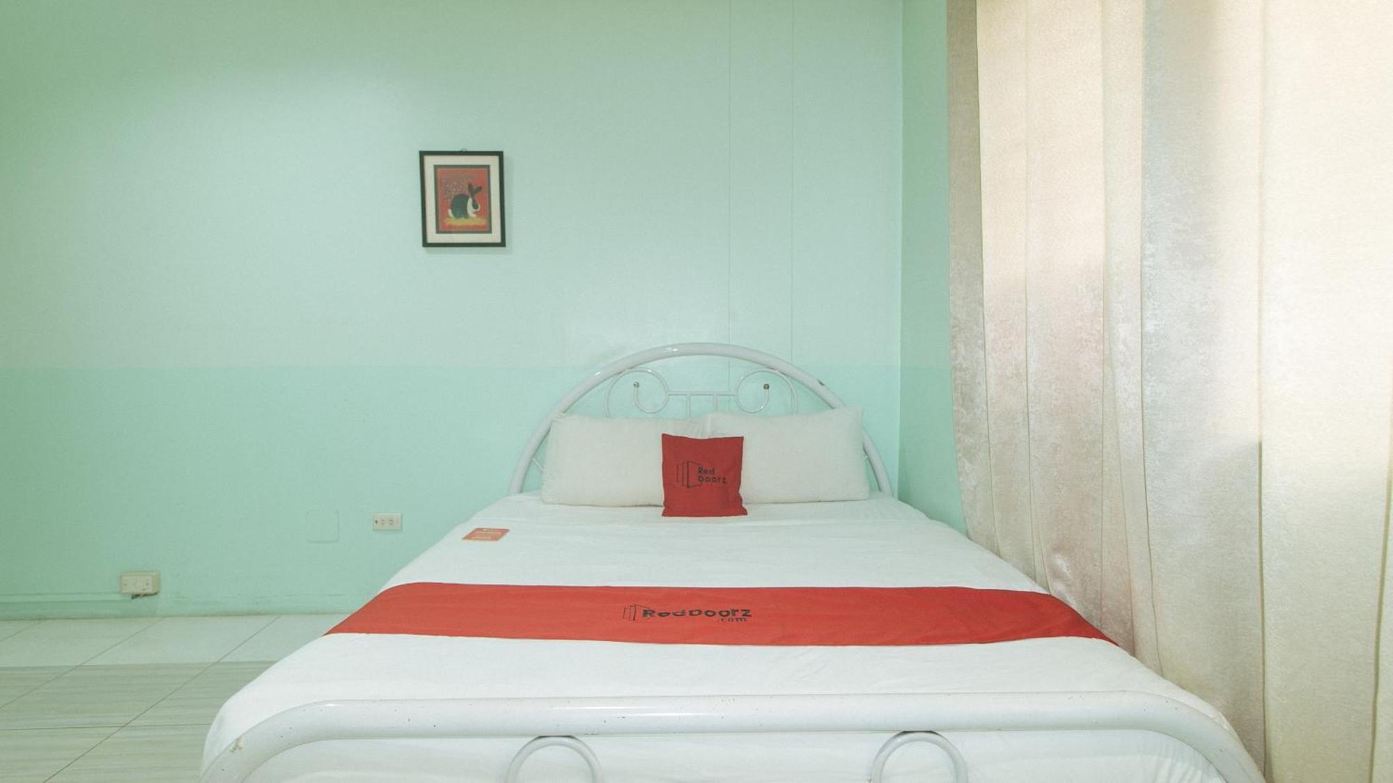 Reddoorz At Maanyag Pension House Mandaue Cebu Eksteriør bilde
