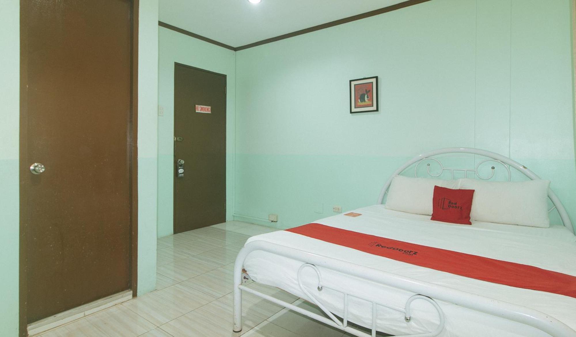 Reddoorz At Maanyag Pension House Mandaue Cebu Eksteriør bilde