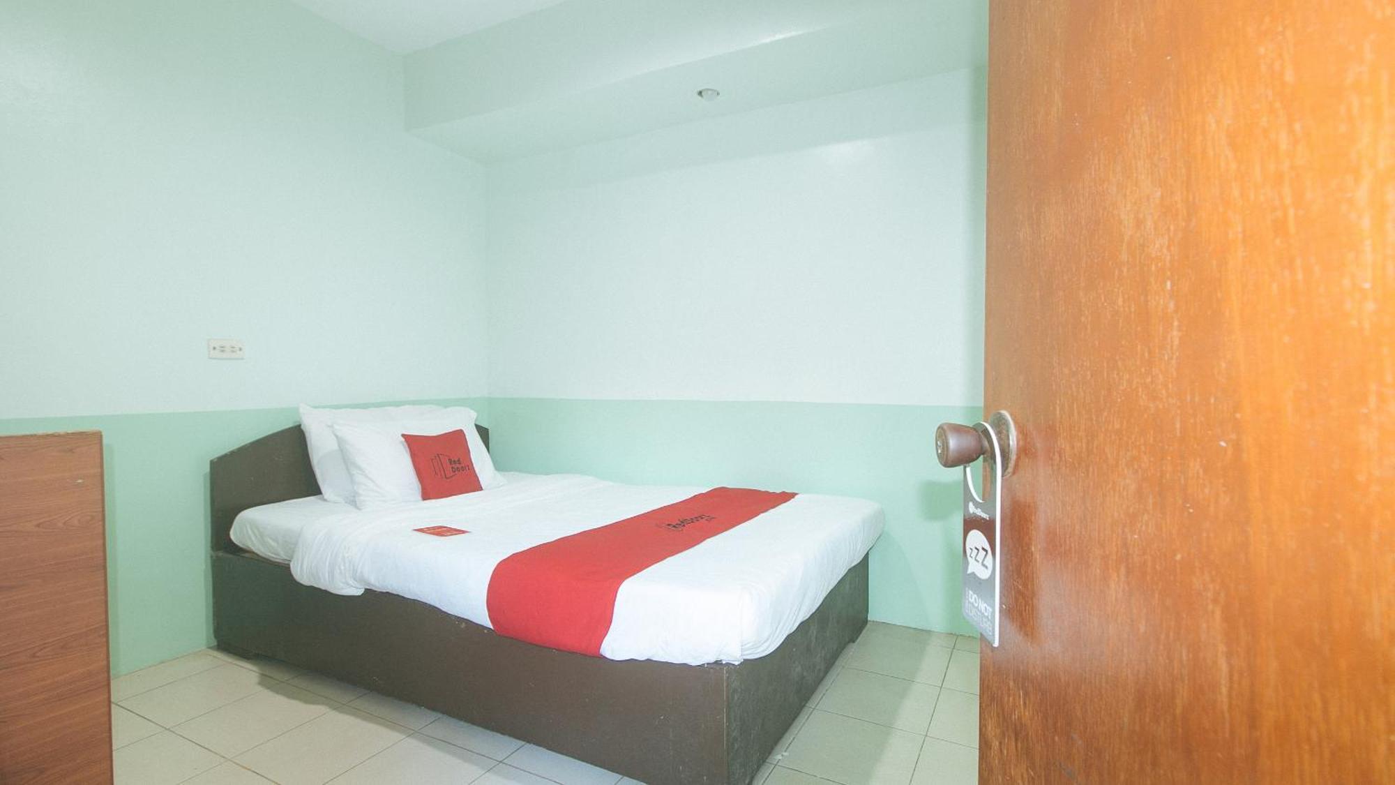 Reddoorz At Maanyag Pension House Mandaue Cebu Eksteriør bilde